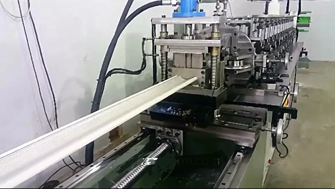 High speed rolling shutter door making machine 2 c7d6ea0371460b58b324417f7382cb34 1786098897 GzX4