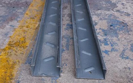 Full AUTO Change C Purlin Roll Forming Machine 4 f8ac991c82d32f8960963d68ce4d0188 1786088482 jebc
