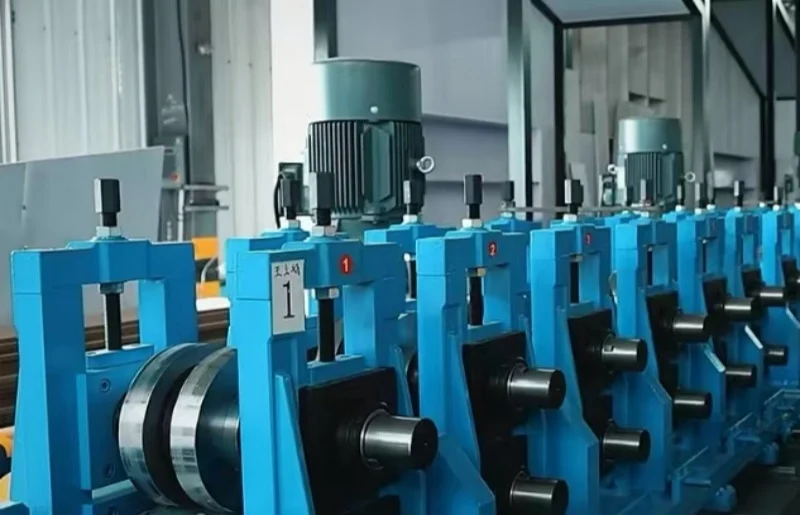 Zhongtuo photovoltaic bracket machine helps customers minimize production costs 2 roll-forming-machine