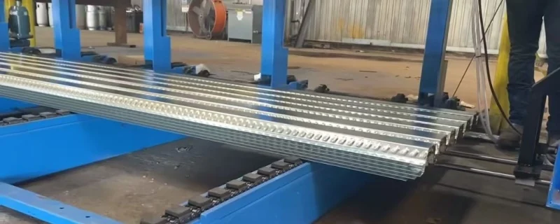 floor-decking-forming-machine