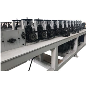 Round shouldered trapezoidal combined  floor decking machine