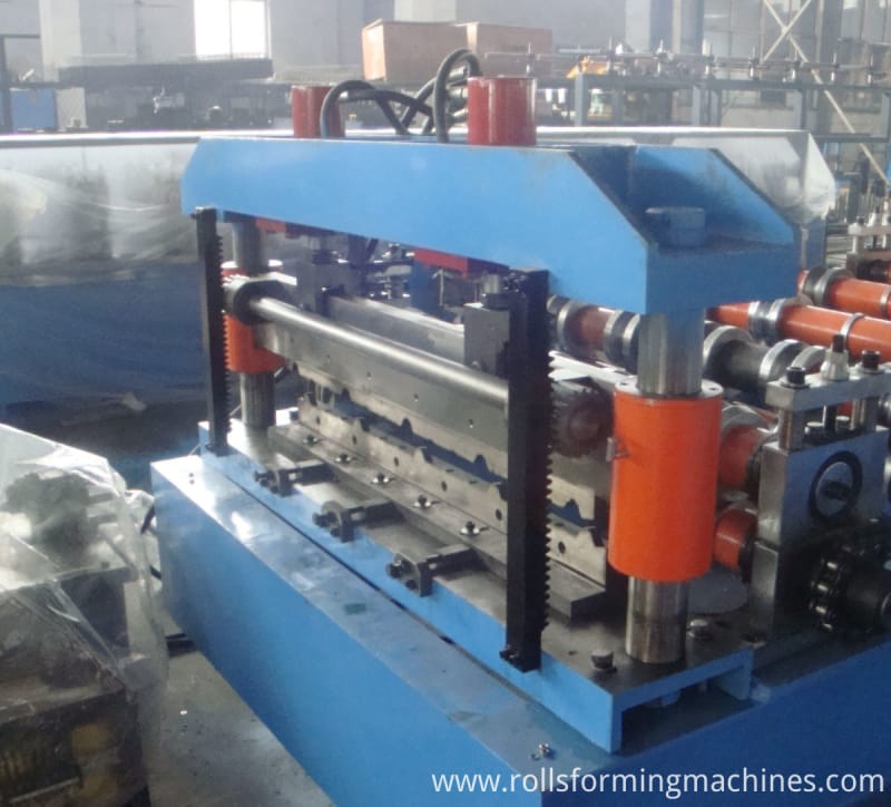 Multifunction metal sheet forming machine