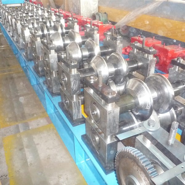 Steel Highway Guardrail Specifications Making Machine