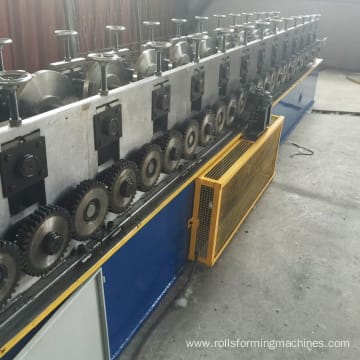 Rolling shutter side channel making machine