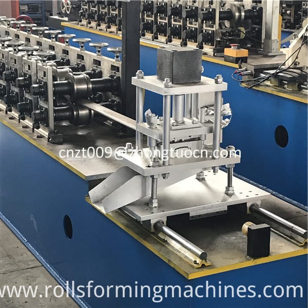 steel shutter door roll forming machine 05