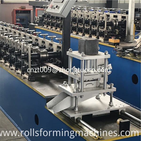 steel shutter door roll forming machine 07