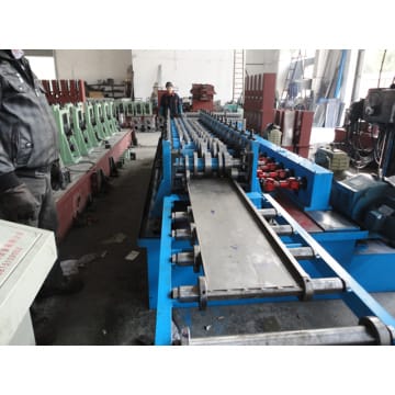 Many sizes shelf  panel rolling machine