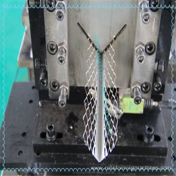 High Quality Galvanized Corner Dry Wall Angle Bead Machine