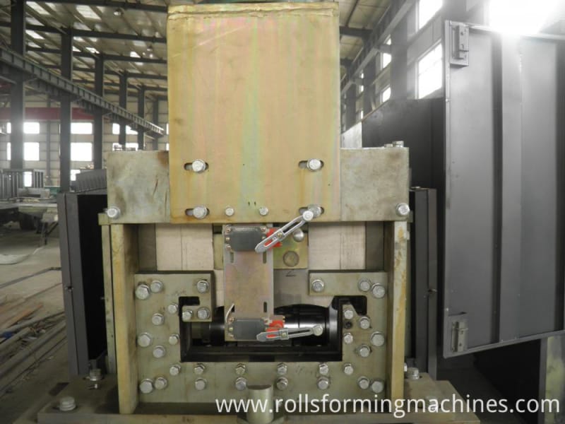 Roof Panel Roll Forming Machine