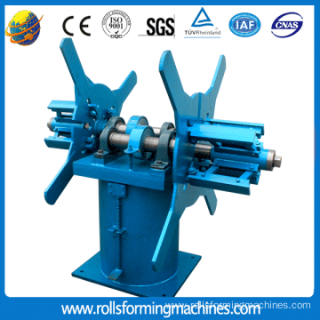 Roll forming machine to form carbon steel profiles/welded square tubes