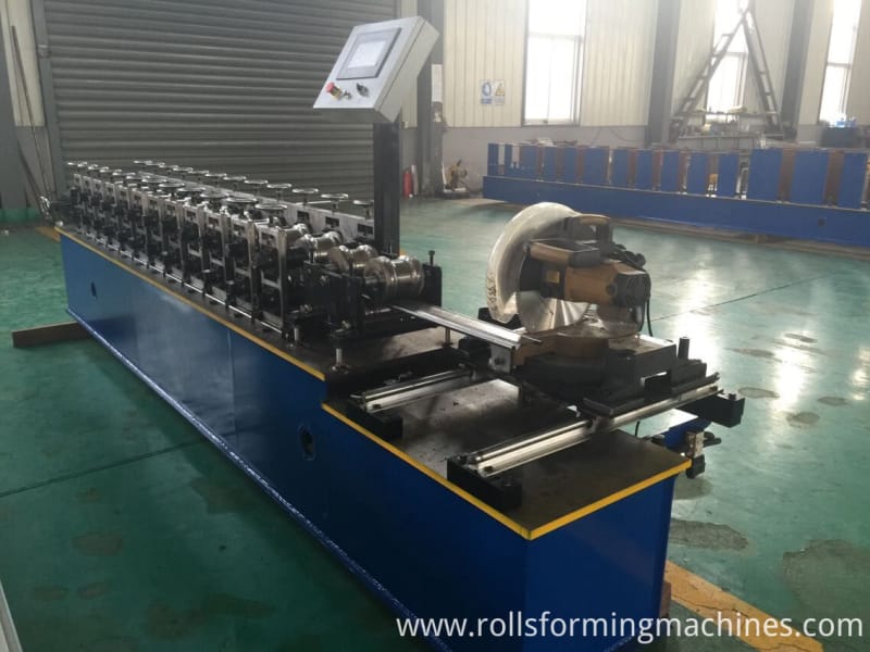 shutter door roll forming machine