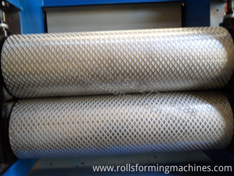 embossing roller