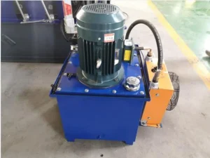 How to Do Roofing Sheet Roll Forming Machine Debug 11 d2df5b6f9f7843fff27f1b854f7c524e 1786097989 WIoH